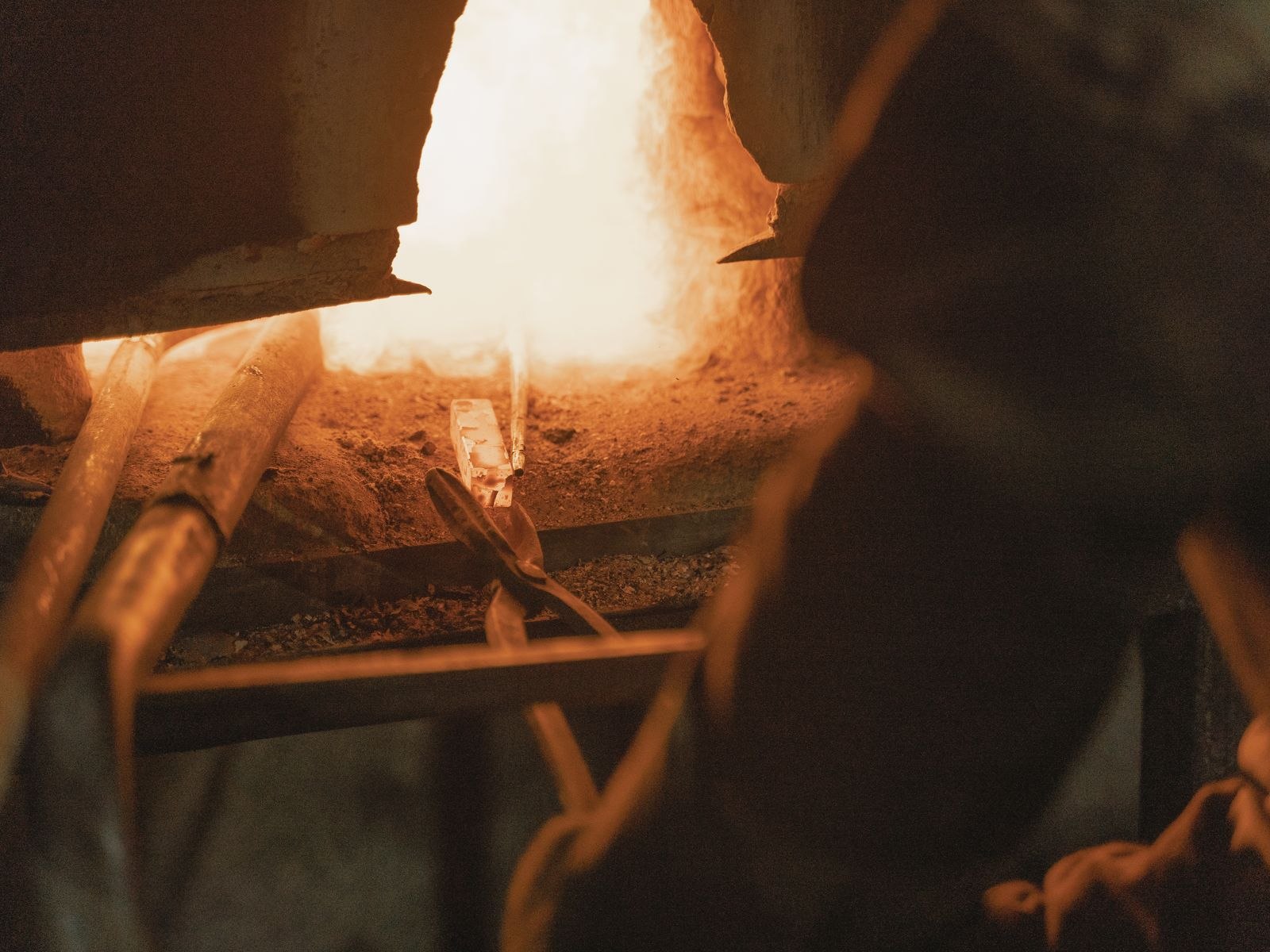 Molten metal pouring in a steel mill